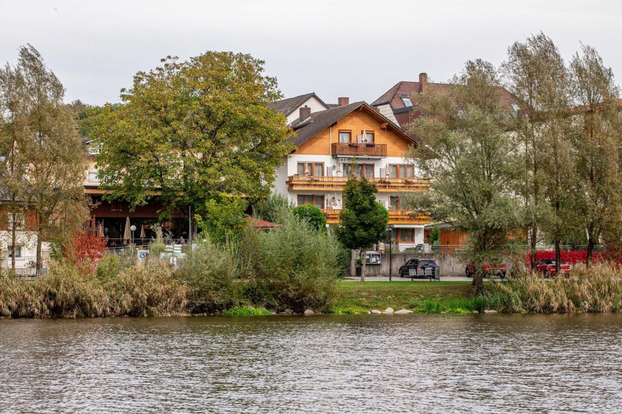 Landgasthof Moser & Restaurant Bootshaus Windorf  Kültér fotó